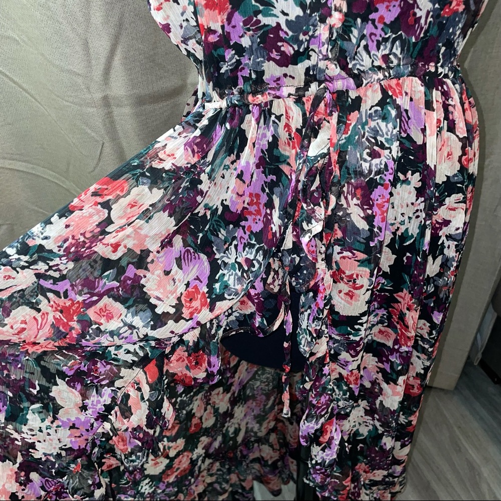 Forever 21 Floral Dress - Picture 9 of 10